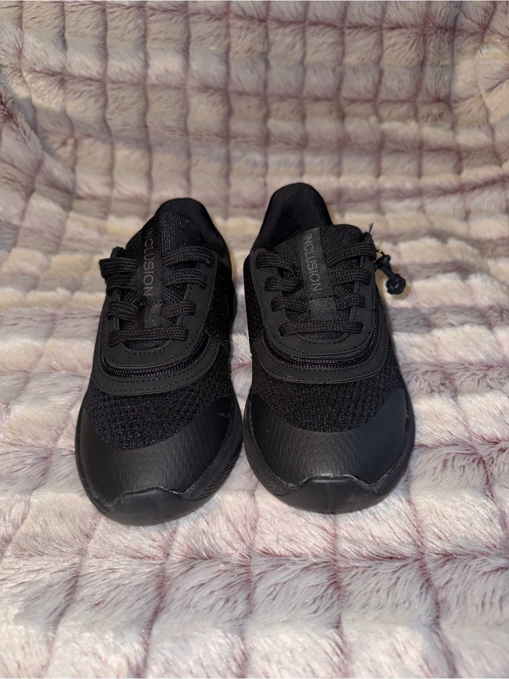 Billy Kids' Inclusion One Sneakers in Black - Size 12 US
